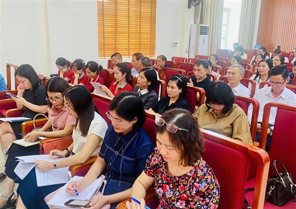 Phường Tân Hưng: Triển khai nhiệm vụ năm học 2025-2026 và Kế hoạch phổ cập giáo dục, xóa mù chữ năm 2025