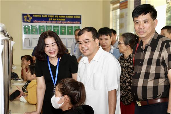 Lãnh đạo thành phố kiểm tra việc vận hành mô hình chính quyền địa phương 02 cấp tại xã An Khánh và phường An Biên