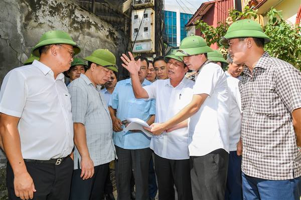 Lãnh đạo HĐND thành phố giám sát giải quyết ý kiến, kiến nghị của cử tri tại phường Lê Thanh Nghị và phường Thạch Khôi