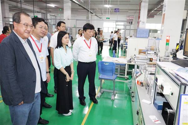 Giám sát việc thực hiện chính sách, pháp luật đối với người lao động tại Công ty TNHH Maple