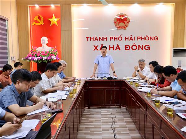 Phó Chủ tịch UBND thành phố Hoàng Minh Cường kiểm tra việc vận hành chính quyền địa phương 02 cấp tại xã Hà Đông và phường Kinh Môn