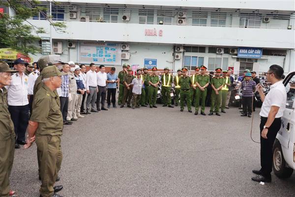 Phường Lê Chân ra quân thiết lập lại trật tự an toàn giao thông, trật tự đường hè, mỹ quan đô thị