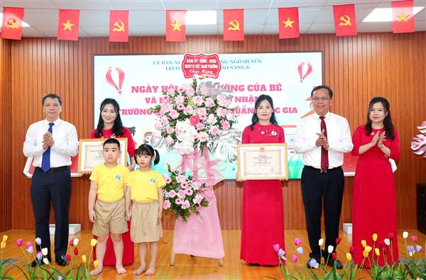 Trường Mầm non Sao Sáng 6, phường Ngô Quyền đón Bằng công nhận đạt chuẩn quốc gia mức độ 1