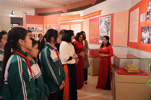 Khai mạc trưng bày chuyên đề “80 năm Quốc hội Việt Nam – Dấu ấn, niềm tin và hy vọng” tại Bảo tàng Hải Phòng