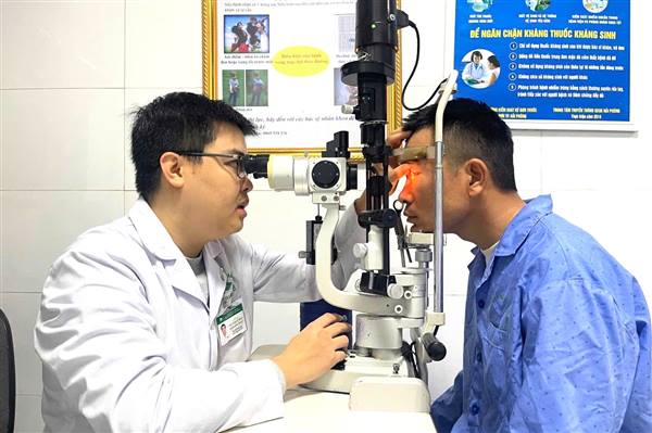 Bệnh viện Mắt Hải Phòng xử trí thành công ca cấp cứu vết thương do đinh sắt xuyên thấu nhãn cầu