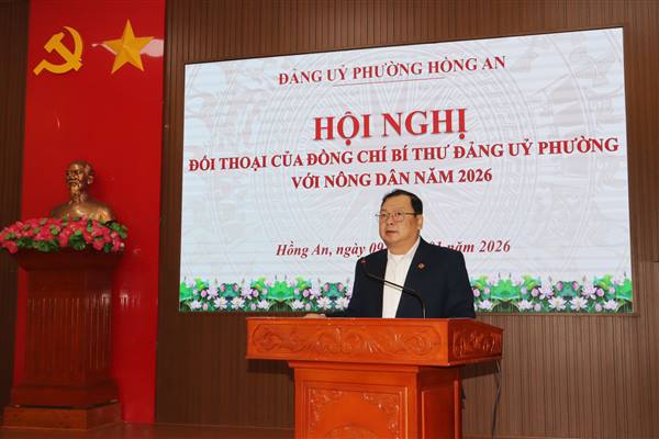 Bí thư Đảng ủy phường Hồng An đối thoại với nông dân năm 2026