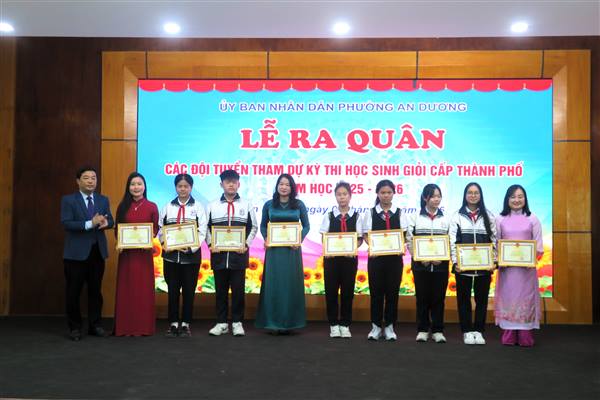 Phường An Dương tổ chức Lễ ra quân các đội tuyển tham dự Kỳ thi học sinh giỏi thành phố Lớp 9 năm học 2025–2026