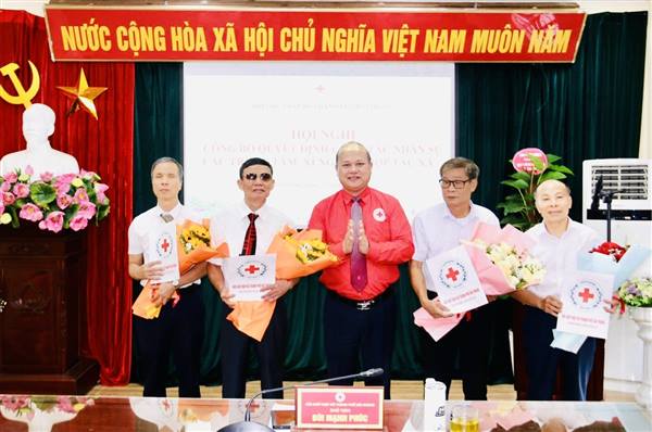 Hội Chữ thập đỏ thành phố kiện toàn nhân sự các đơn vị trực thuộc sau sáp nhập