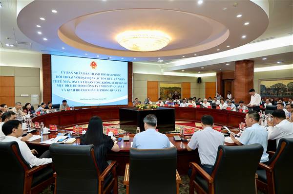 Kết luận của lãnh đạo UBND thành phố tại Hội nghị đối thoại với các tổ chức, cá nhân thuê nhà, đất là tài sản công không sử dụng vào mục đích để ở