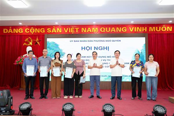 Phường Ngô Quyền triển khai mô hình cơ sở dịch vụ không sử dụng đồ nhựa dùng một lần và cam kết bảo vệ động vật hoang dã