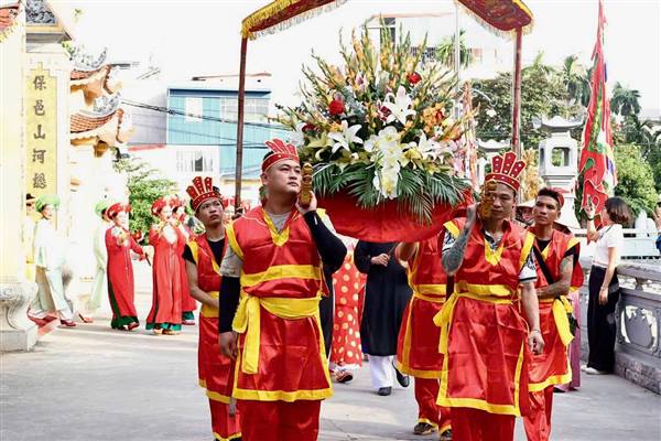Phường Đông Hải kỷ niệm 738 năm Chiến thắng Bạch Đằng và tưởng niệm 726 năm Ngày mất của Anh hùng dân tộc Hưng Đạo Đại Vương Trần Quốc Tuấn