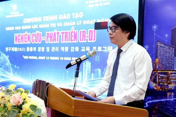 Khai mạc chương trình đào tạo nâng cao năng lực quản trị và quản lý hoạt động  nghiên cứu - phát triển 