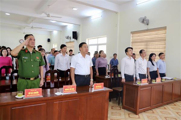 Phường An Phong: Bế giảng lớp bồi dưỡng nhận thức về Đảng cho thanh niên tình nguyện tham gia nghĩa vụ Quân sự, nghĩa vụ Công an nhân dân năm 2027