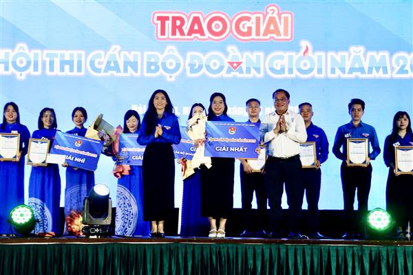 20 thí sinh dự thi Vòng chung khảo Hội thi cán bộ Đoàn giỏi thành phố năm 2026