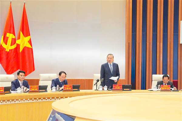 Đồng chí Tô Lâm, Tổng Bí thư Ban Chấp hành Trung ương Đảng làm việc với Ban Chấp hành Đảng bộ thành phố Hải Phòng