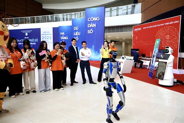 Tập trung tạo chuyển biến thực chất trong phát triển khoa học, công nghệ, đổi mới sáng tạo và chuyển đổi số trên địa bàn thành phố