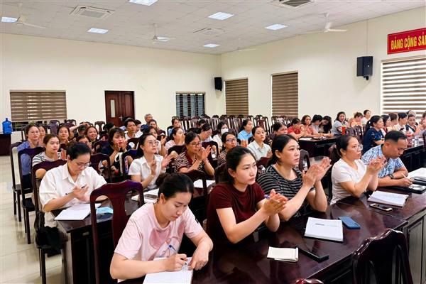 Bệnh viện Mắt Hải Phòng tập huấn nâng cao năng lực chẩn đoán và điều trị các bệnh về mắt cho cán bộ y tế tuyến cơ sở