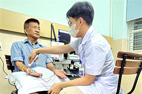Bệnh viện Hữu nghị Việt Tiệp ứng dụng trí tuệ nhân tạo trong xét nghiệm chức năng thần kinh - cơ 