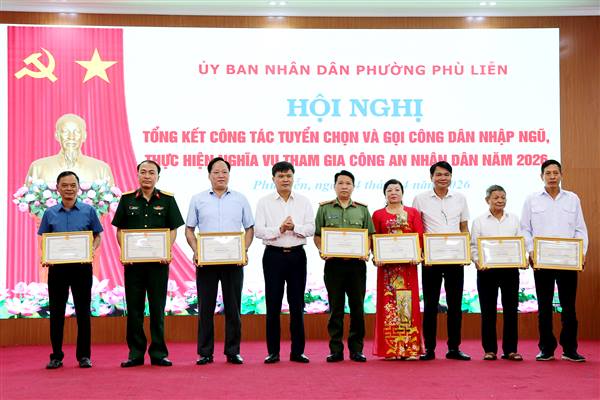 Phường Phù Liễn tổng kết công tác tuyển chọn và gọi công dân nhập ngũ, công dân thực hiện nghĩa vụ Công an nhân dân năm 2026