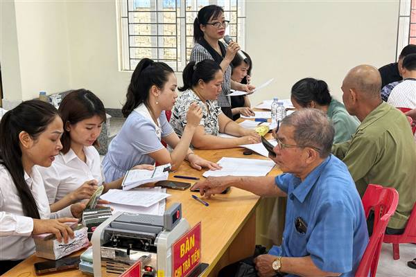 Phường Hồng An chi trả tiền bồi thường thực hiện Dự án đầu tư xây dựng và kinh doanh kết cấu hạ tầng KCN Nomura - Hải Phòng (giai đoạn 2) - Đợt 12