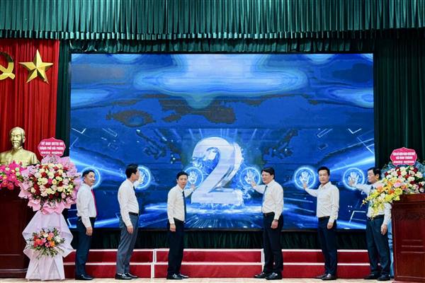 Ủy ban MTTQ Việt Nam thành phố phối hợp ra mắt Mô hình điểm “Cộng đồng học tập số” tại xã Tân Minh