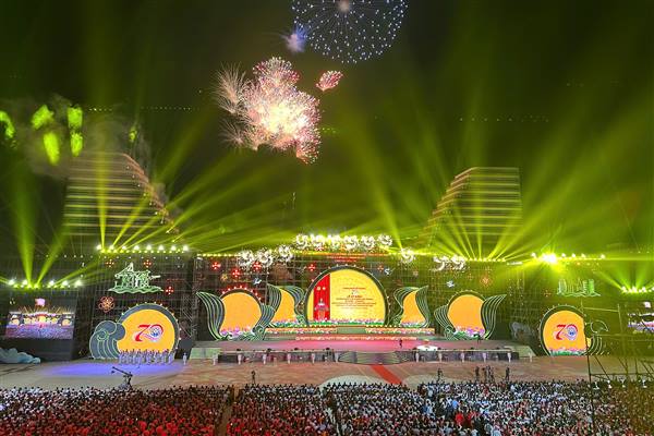 Chương trình chi tiết các hoạt động chào mừng các ngày lễ lớn trong tháng 4, tháng 5 và Lễ hội Hoa Phượng Đỏ - Hải Phòng 2026