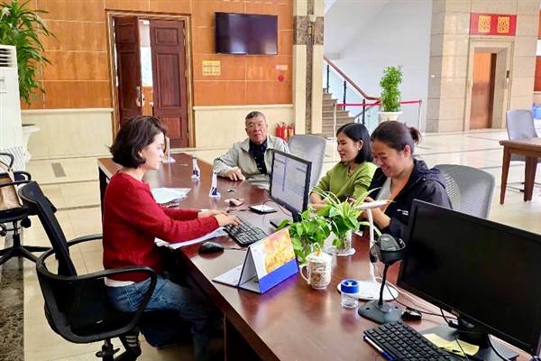 Sở Công Thương phấn đấu hỗ trợ tối thiểu 300 doanh nghiệp, hộ kinh doanh tham gia các sàn thương mại điện tử hoặc nền tảng số 