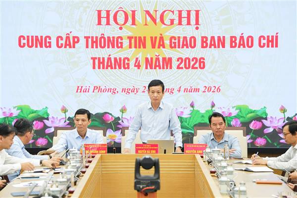 Giao ban báo chí tháng 4/2026: Thông tin về Lễ hội Hoa Phượng Đỏ, Kỳ thi lớp 10 và công tác bảo đảm an toàn  vệ sinh thực phẩm
