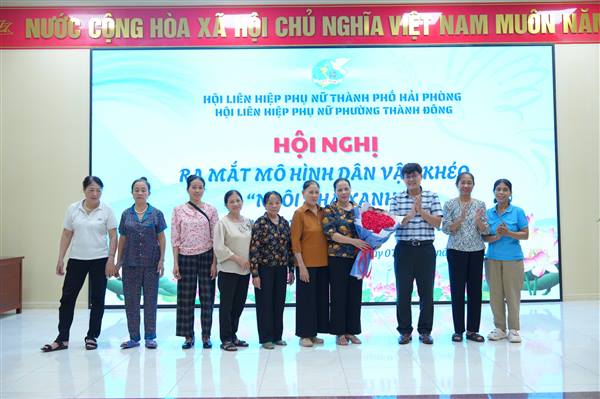 Ra mắt mô hình dân vận khéo “Ngôi nhà xanh” nâng cao ý thức bảo vệ môi trường tại phường Thành Đông