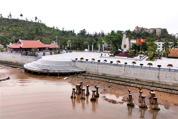 Tổ chức đồng loạt Lễ khởi công, khánh thành 14 dự án, công trình chào mừng các Ngày lễ lớn của thành phố vào chiều 14/5/2026