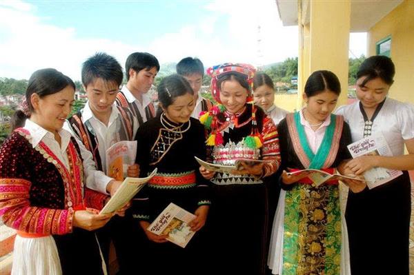 Triển khai Đề án phát triển cán bộ dân tộc thiểu số, bảo đảm tỷ lệ lãnh đạo chủ chốt tối thiểu 10% cấp thành phố và 20% cấp xã