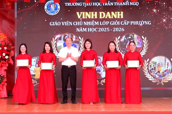 Trường Tiểu học Trần Thành Ngọ tuyên dương, khen thưởng giáo viên, học sinh tiêu biểu năm học 2025 – 2026