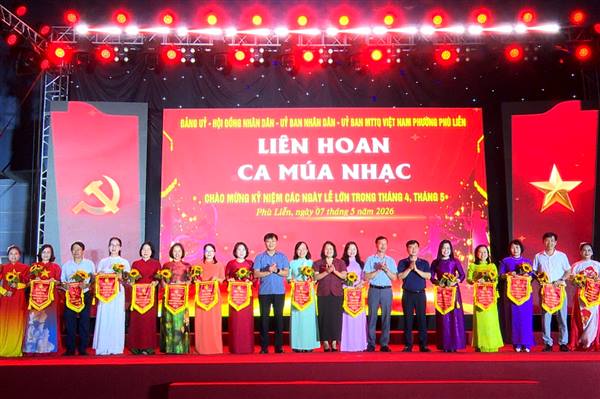 Đặc sắc, sôi nổi Liên hoan ca múa nhạc phường Phù Liễn