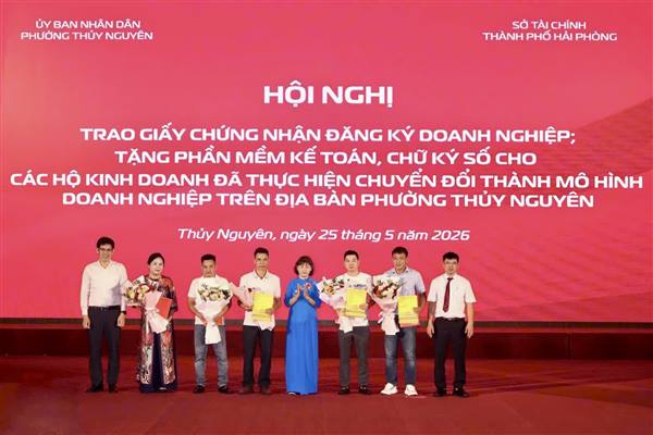 Phường Thủy Nguyên đồng hành, hỗ trợ thiết thực cho các hộ kinh doanh chuyển đổi sang mô hình doanh nghiệp