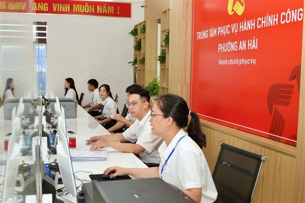 Quyết liệt triển khai phân quyền và đơn giản hóa thủ tục hành chính theo Nghị quyết của Chính phủ