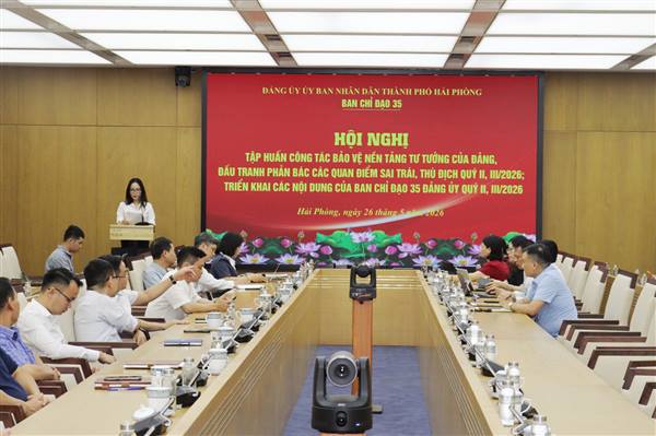 Đảng ủy UBND thành phố tập huấn công tác bảo vệ nền tảng tư tưởng của Đảng, đấu tranh phản bác các quan điểm sai trái, thù địch