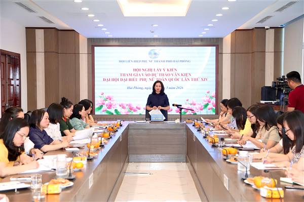 Hội Liên hiệp Phụ nữ thành phố lấy ý kiến vào Dự thảo Văn kiện Đại hội đại biểu Phụ nữ toàn quốc