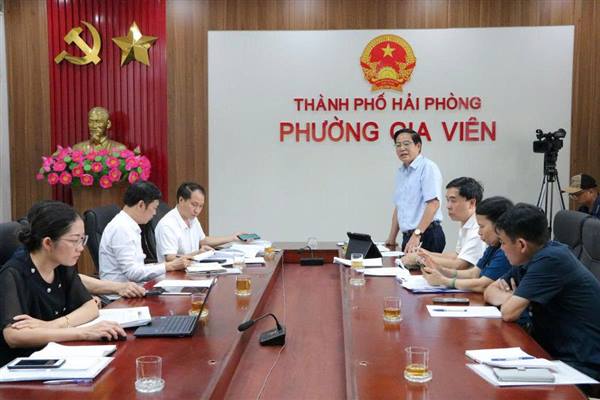 Kiểm tra việc triển khai Tháng hành động vì an toàn thực phẩm năm 2026 trên địa bàn phường Gia Viên