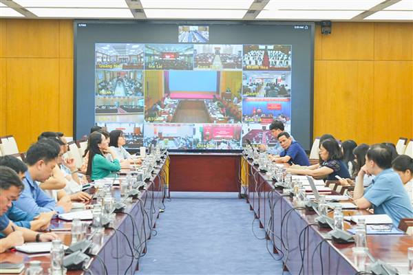 Hội nghị trực tuyến Báo cáo viên Trung ương tháng 6/2026: Quán triệt nhiều nội dung trọng tâm về Luật Thủ đô và điểm mới Kỳ thi tốt nghiệp THPT