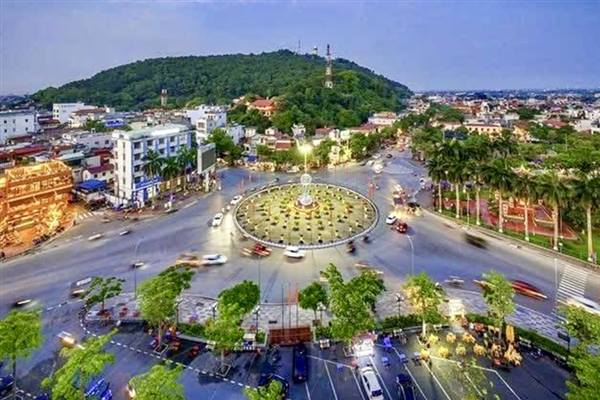 Tổ chức giao thông tạm thời trên đường Nguyễn Lương Bằng (phường Phù Liễn) phục vụ Diễn tập phòng thủ dân sự