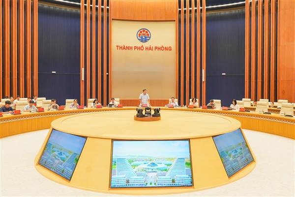 Khẩn trương hoàn thiện báo cáo giải quyết kiến nghị cử tri trước Kỳ họp HĐND thành phố