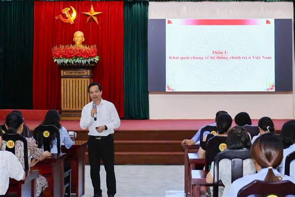 Công đoàn phường Đông Hải nâng cao năng lực cán bộ công đoàn cơ sở qua bồi dưỡng lý luận chính trị, nghiệp vụ tài chính