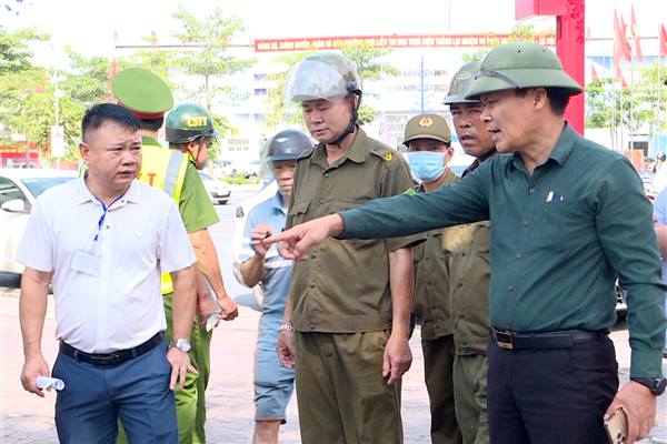 Phường Phù Liễn ra quân lập lại trật tự đường hè trên tất cả các tuyến đường thuộc địa bàn
