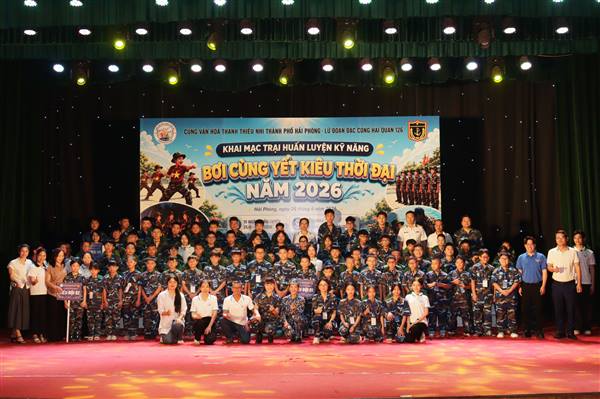 Khai mạc Trại huấn luyện kỹ năng “Bơi cùng Yết Kiêu thời đại” năm 2026