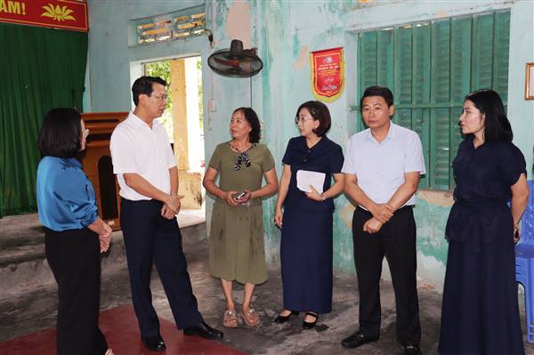 Giám sát việc thực hiện quy định pháp luật về quản lý và sử dụng các thiết chế văn hóa, thể thao tại phường Hồng Bàng