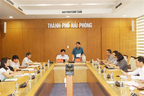 Thẩm tra việc bổ sung chức năng hoạt động và vốn điều lệ cho Quỹ đầu tư phát triển thành phố để thực hiện nhiệm vụ của Quỹ nhà ở địa phương