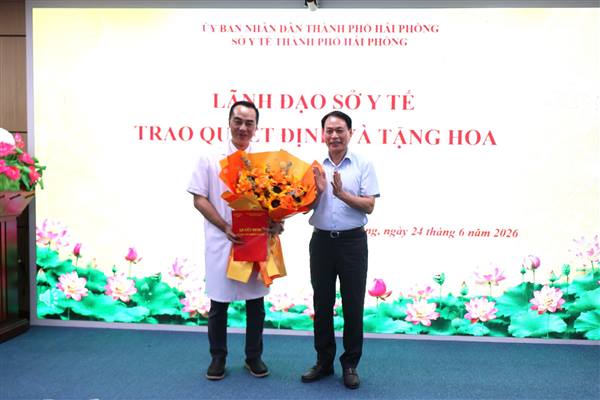 Công bố Quyết định bổ nhiệm Phó Giám đốc Bệnh viện Mắt Hải Phòng