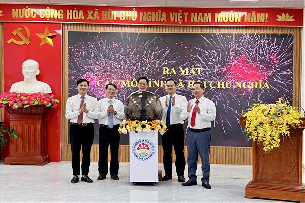 Dấu ấn 1 năm vận hành chính quyền 2 cấp: Phường Lê Ích Mộc bứt phá toàn diện, ra mắt các mô hình xã hội chủ nghĩa