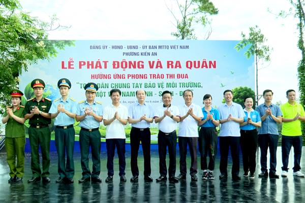 Phường Kiến An huy động gần 3.000 người ra quân hưởng ứng làm sạch môi trường