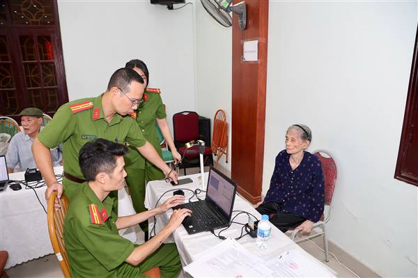 Phường Gia Viên chủ trì triển khai thu nhận mẫu ADN cho thân nhân liệt sĩ chưa xác định danh tính năm 2026